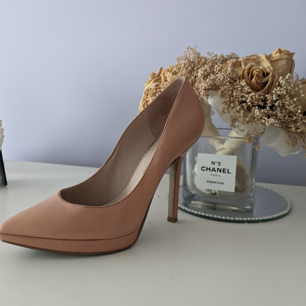 Rose pink Louboutin-style pumps